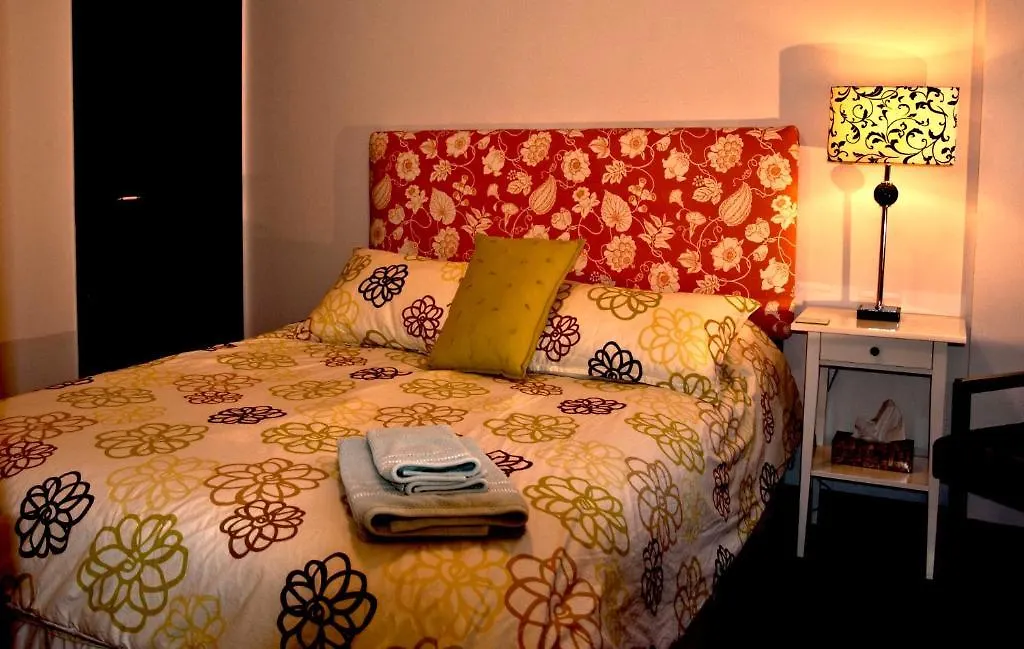 Bed & Breakfast Downtown Home Inn B&B Toronto