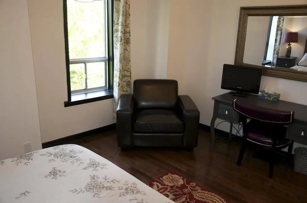 Bed & Breakfast Downtown Home Inn B&B Toronto